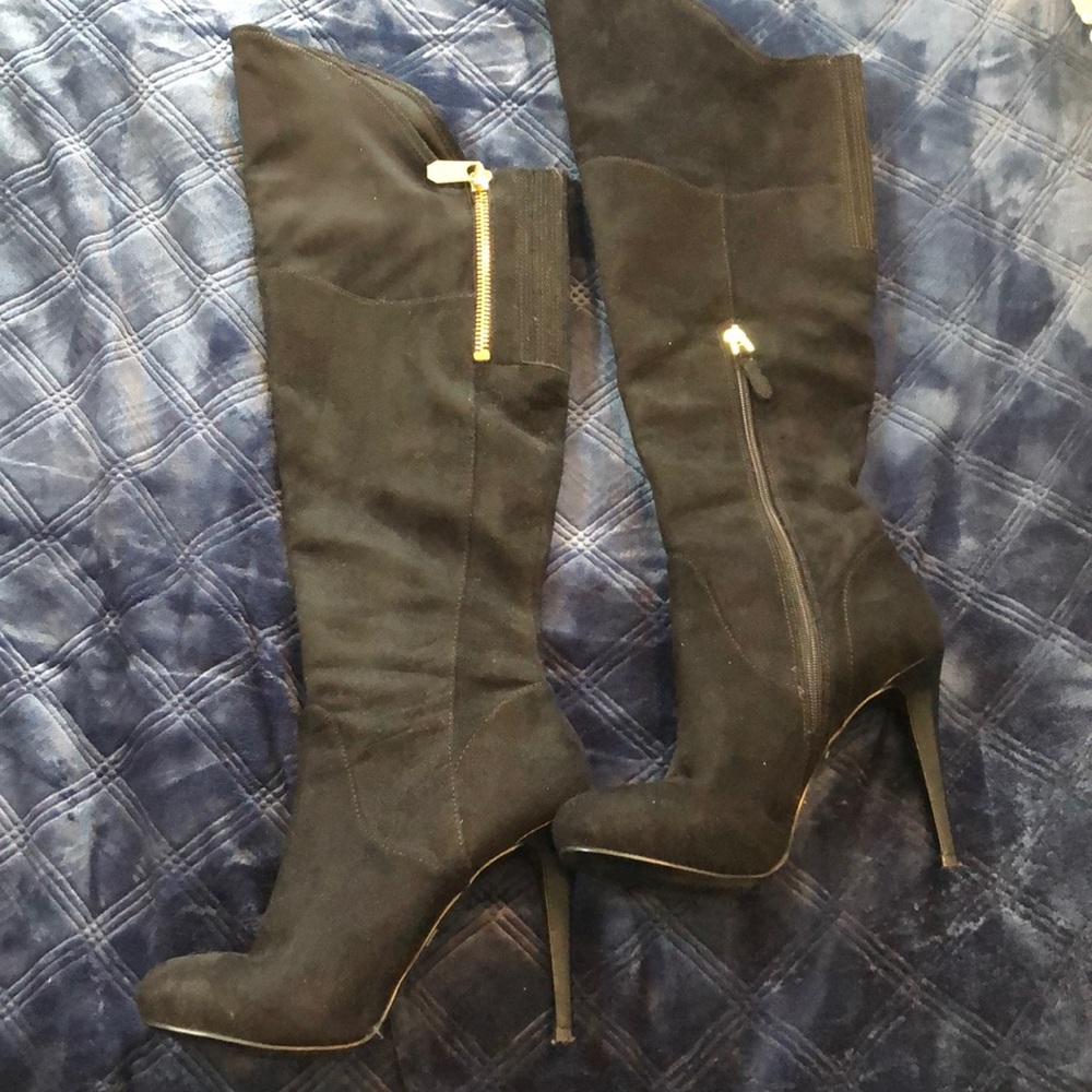 Guess over the knee black suede boots
